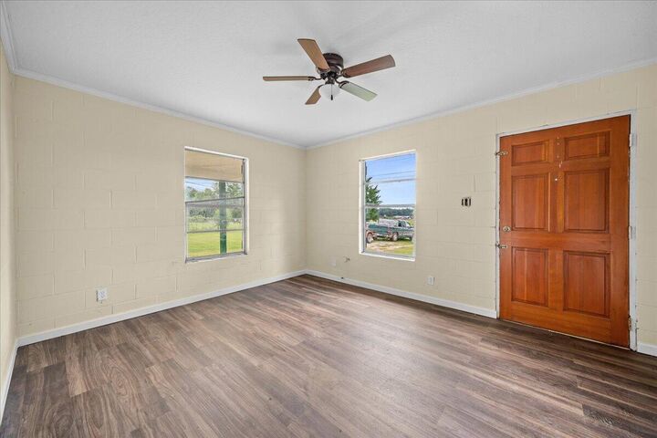 Property Photo: 1511 Dogwood Dr. MS 39367