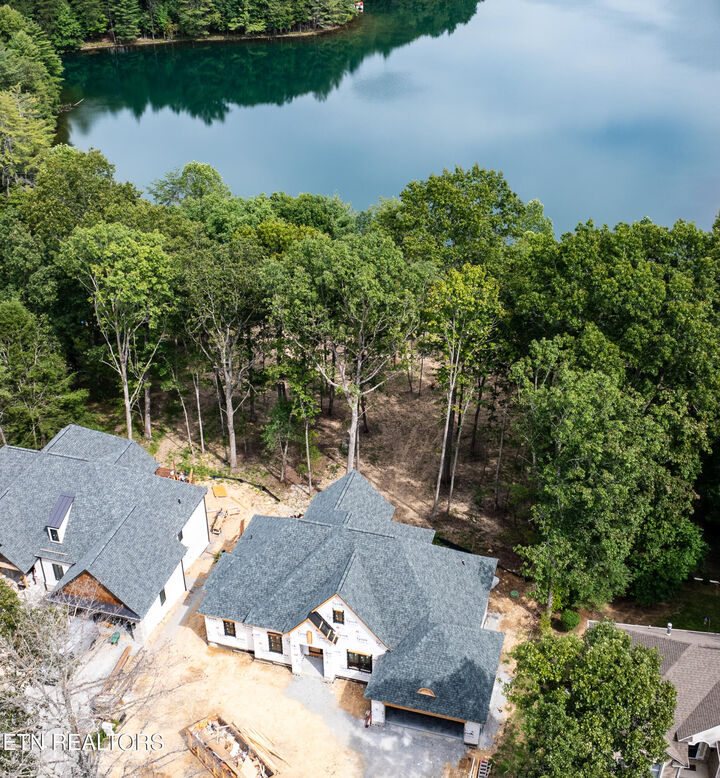 28 Hunterwood Court  Crossville TN 38558 photo