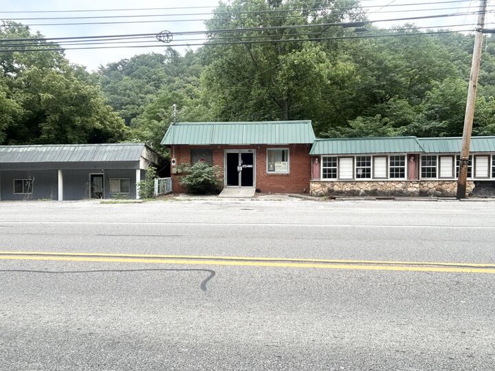 Property Photo:  21836 &Amp 21830 Main Street  KY 41749 