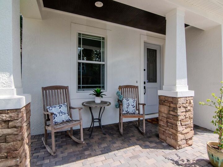 Property Photo:  3211 W San Juan Street  FL 33629 