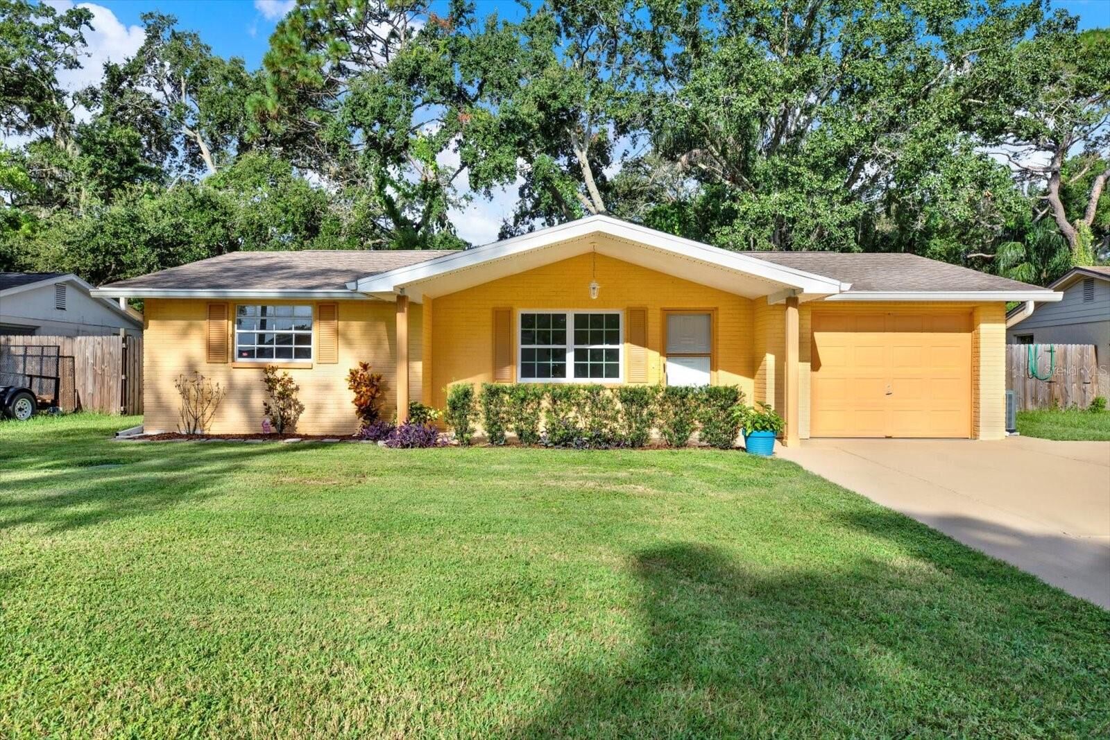 Property Photo: 6701 Parkside Drive FL 34653