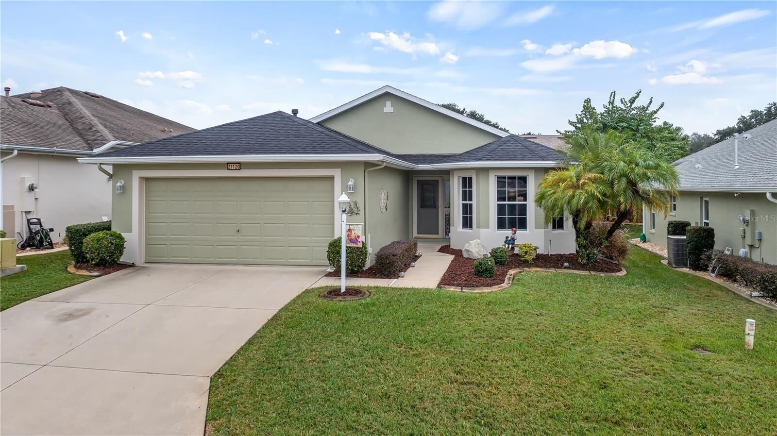 Property Photo:  21120 Lady Marion Way  FL 34748 