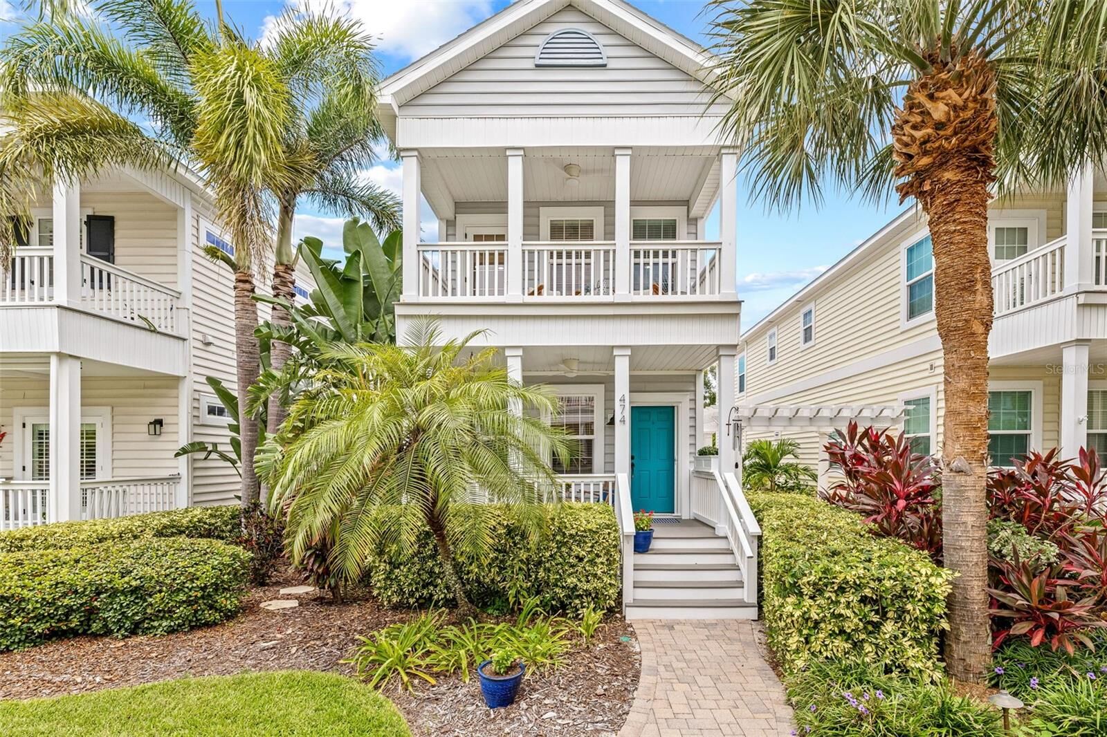 Property Photo: 474 Glencairn Circle FL 34698