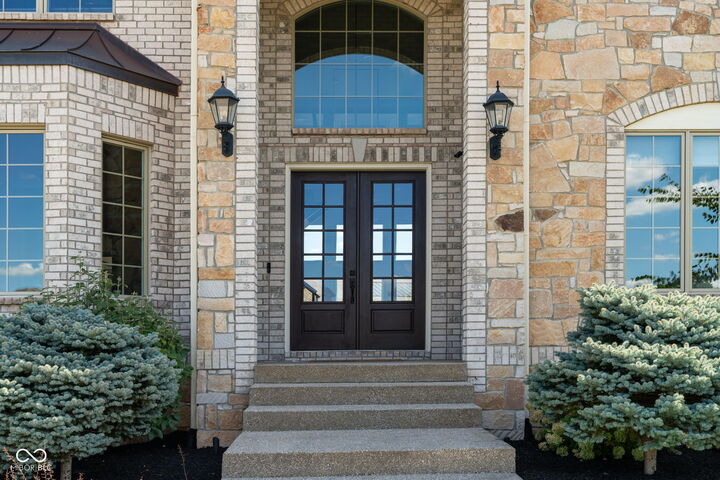Property Photo:  10547 Noma Court  IN 46032 