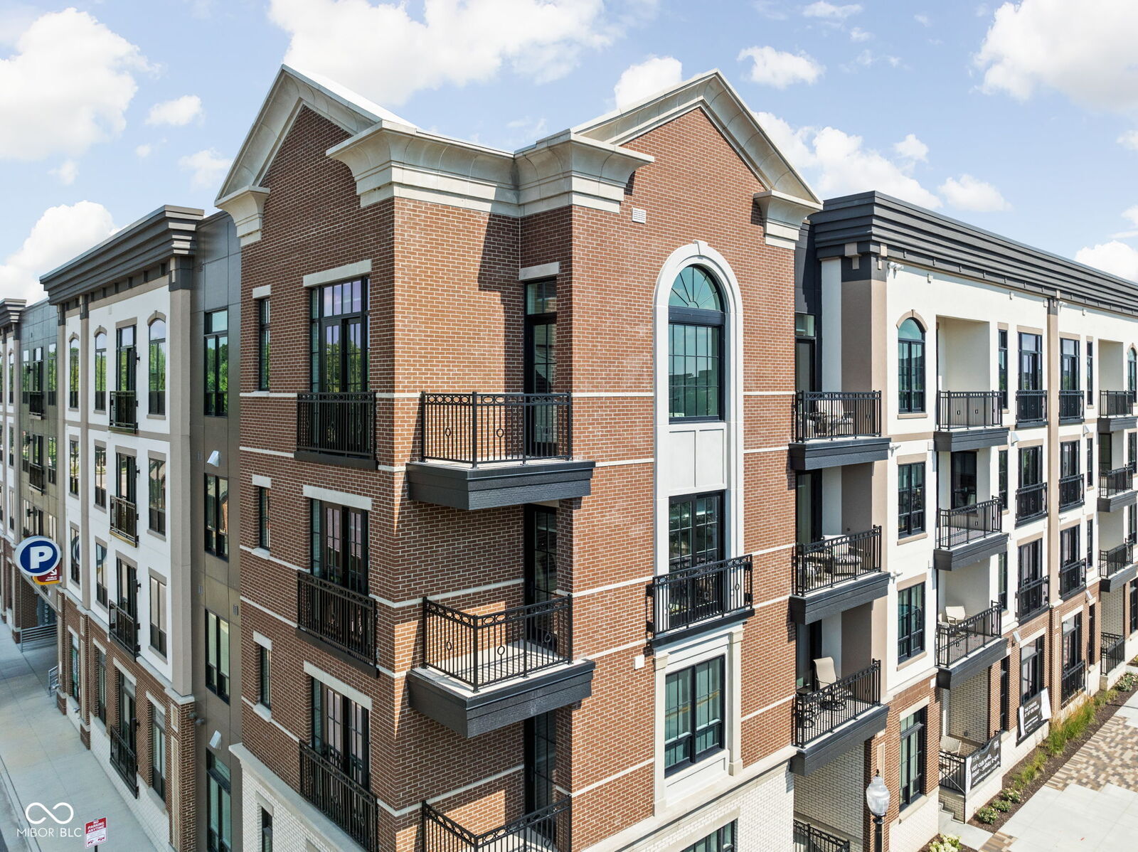 Property Photo:  41 N Rangeline Road C305  IN 46032 