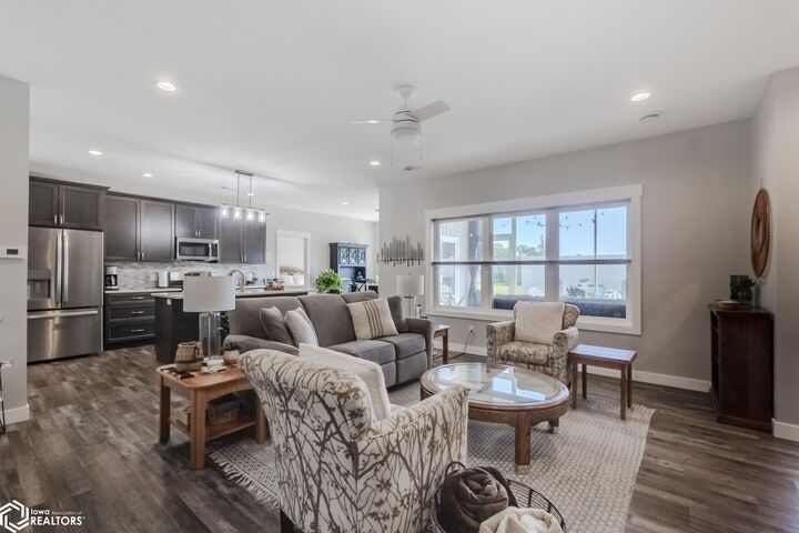Property Photo:  1400 Blake Drive  IA 50428