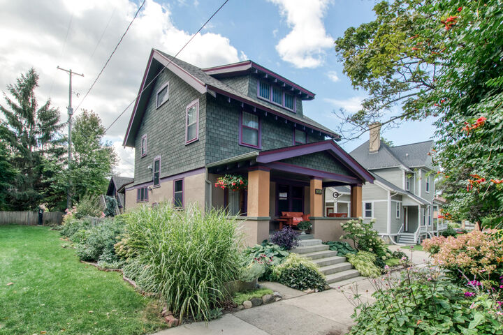 Property Photo:  312 Logan Street SE  MI 49503 