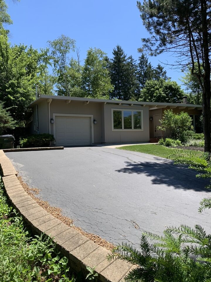 743 Dundee Avenue  Barrington IL 60010 photo