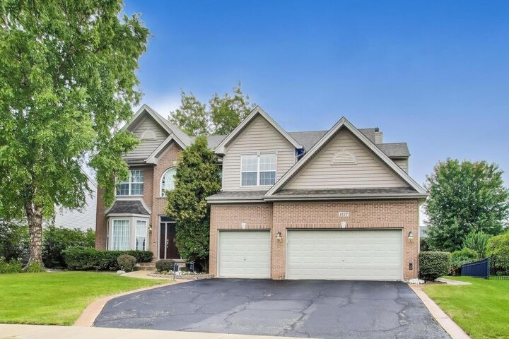 Property Photo: 1677 Driftwood Lane IL 60014