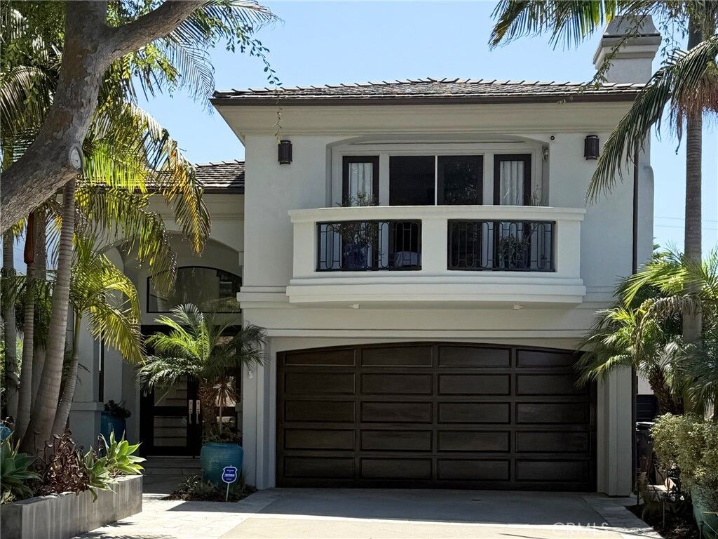 Property Photo: 734 Avenue B CA 90277