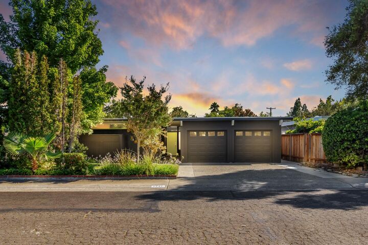 Property Photo: 7747 Eastgate Avenue CA 95610