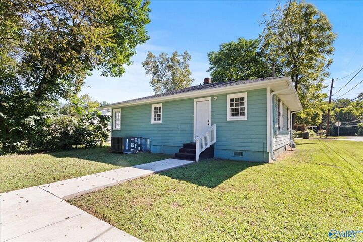 Property Photo: 3820 Troy Swasey Blvd AL 35805