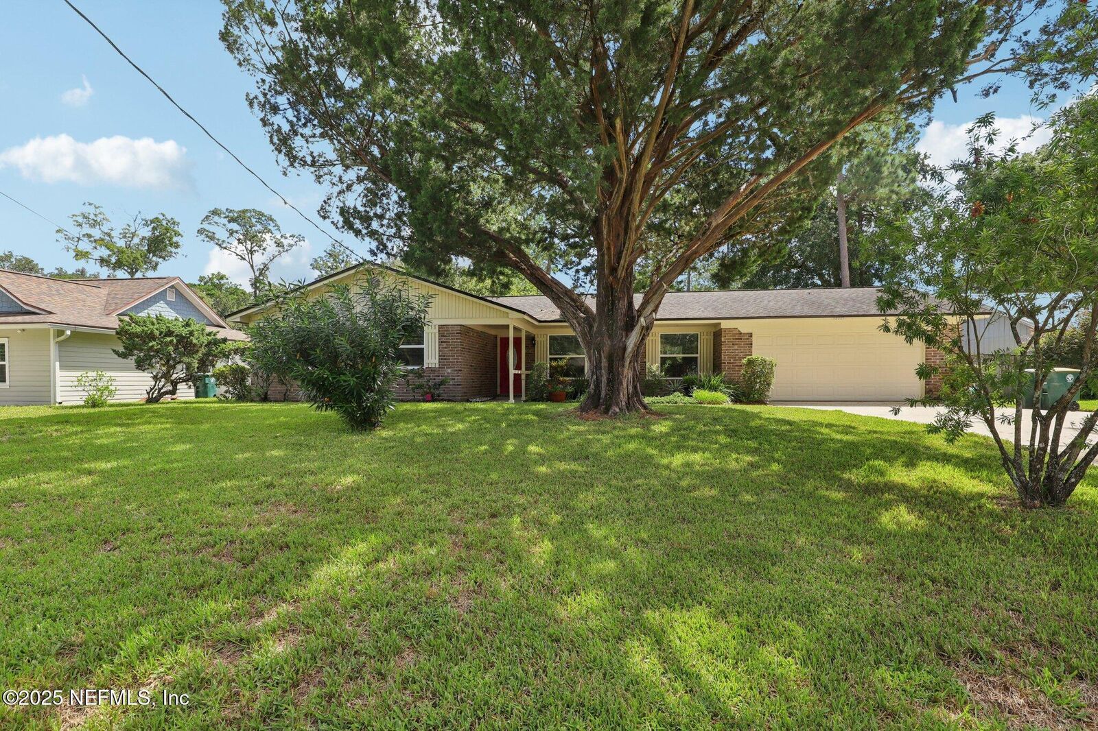 Property Photo:  12221 Governors Drive W  FL 32223