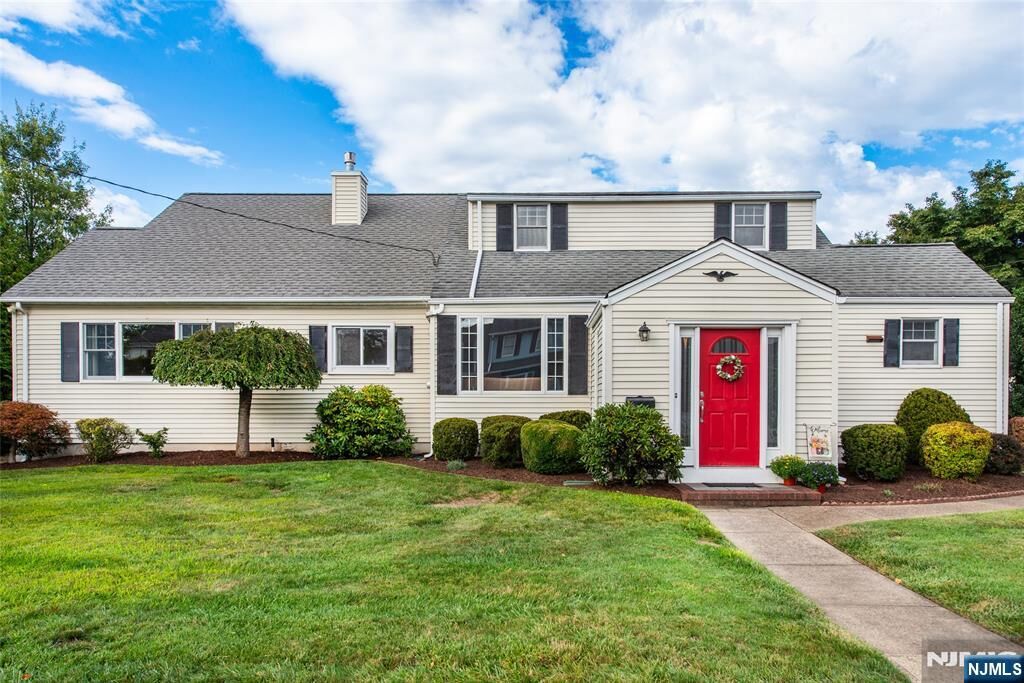 Property Photo: 92 Locust Avenue NJ 07630