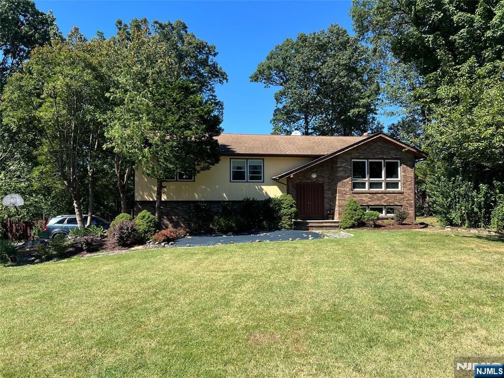 Property Photo: 3 Toby Terrace NJ 07082