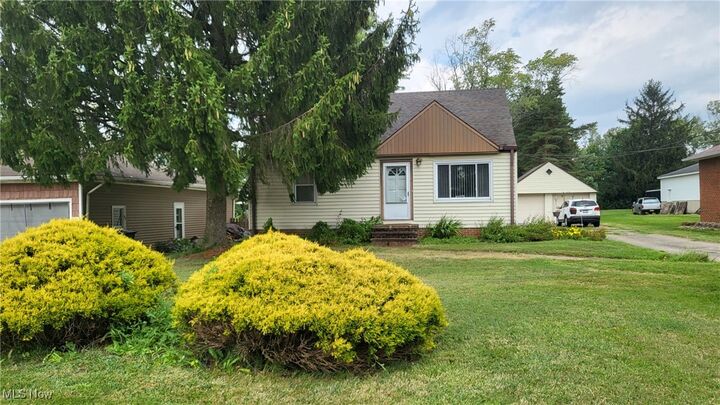Property Photo:  11000 W Sprague Road W  OH 44130 