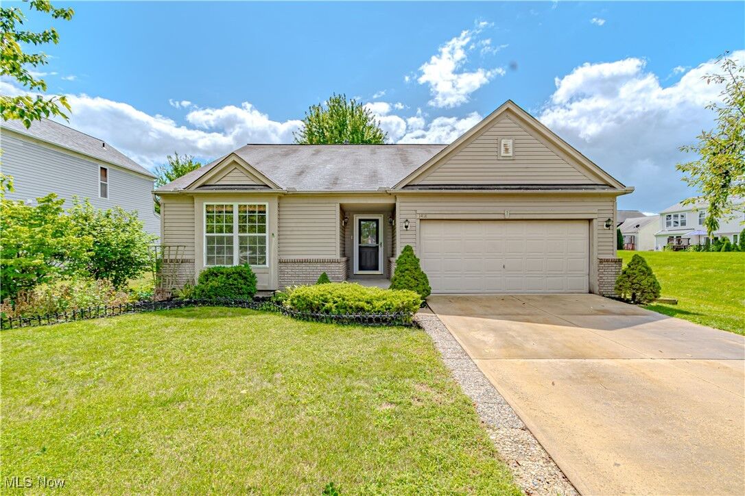 Property Photo:  3418 Beaumont Drive  OH 44212 