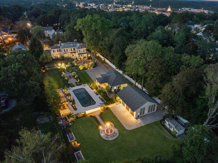 98 Silver Street  Dover NH 03820 photo