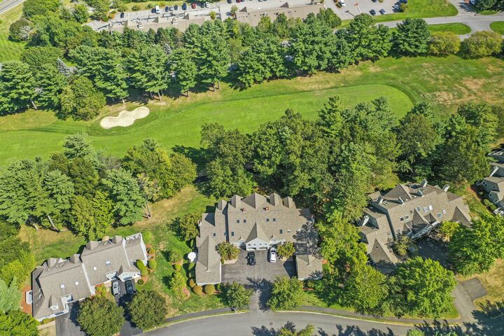 Property Photo: 29 Hawthorne Village Road NH 03062