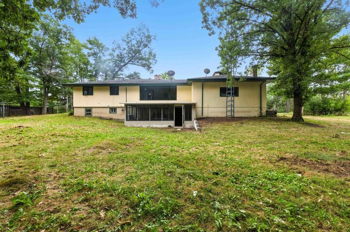 Property Photo: 16470 State Highway 18 MN 56401