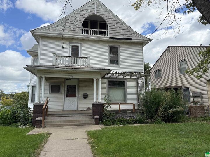 2322 Jackson St  Sioux City IA 51104 photo