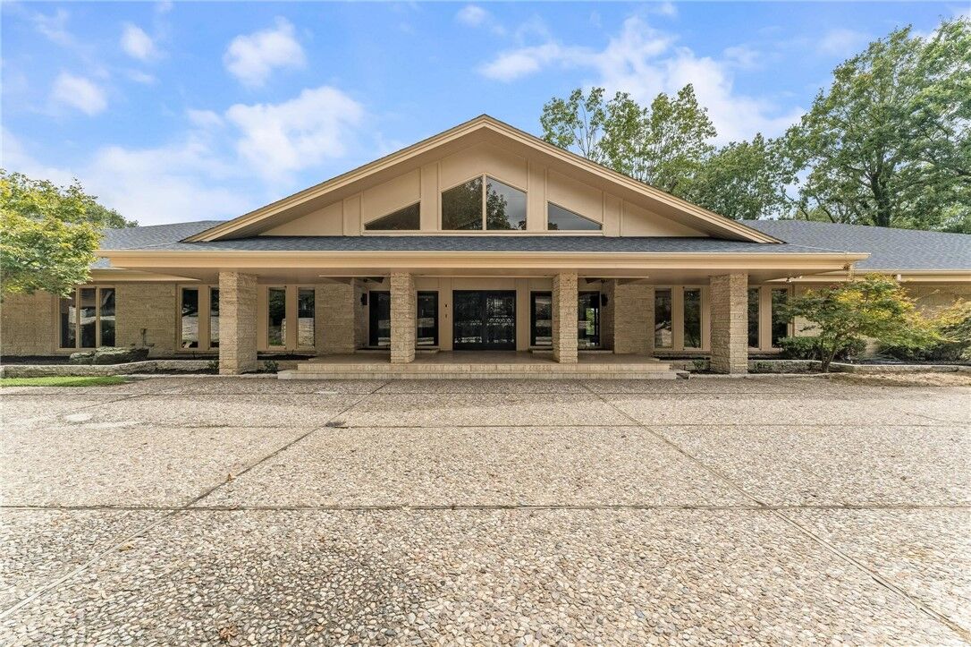 Property Photo:  405 Lake Road  AR 72764 