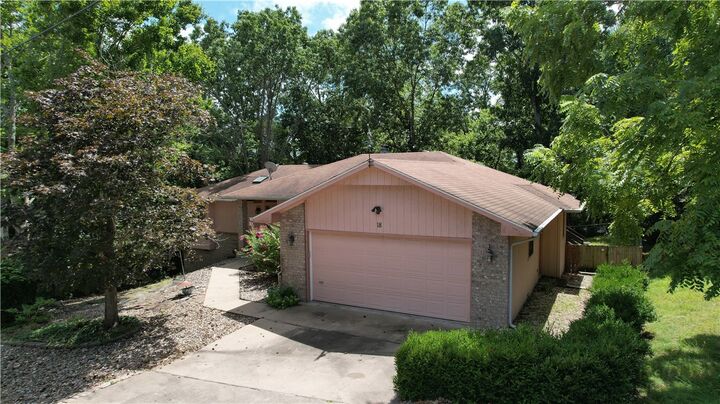 Property Photo: 18 Walney Drive AR 72715