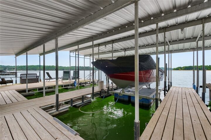 Property Photo: 15437 Dutchmans Drive AR 72756