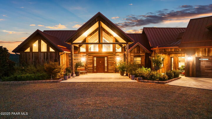 Property Photo: 14800 N Puntenney Road AZ 86305