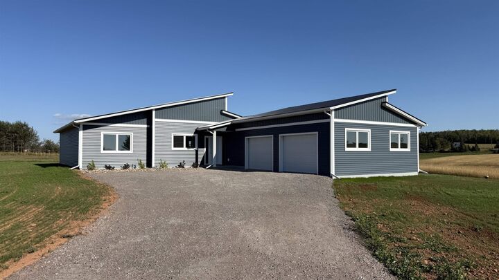 664 County Line Road  Clinton PE C0B 1M0 photo
