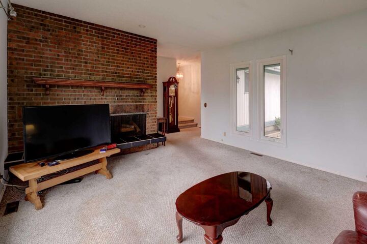 Property Photo: 315 Manora Road NE AB T2A 4R7