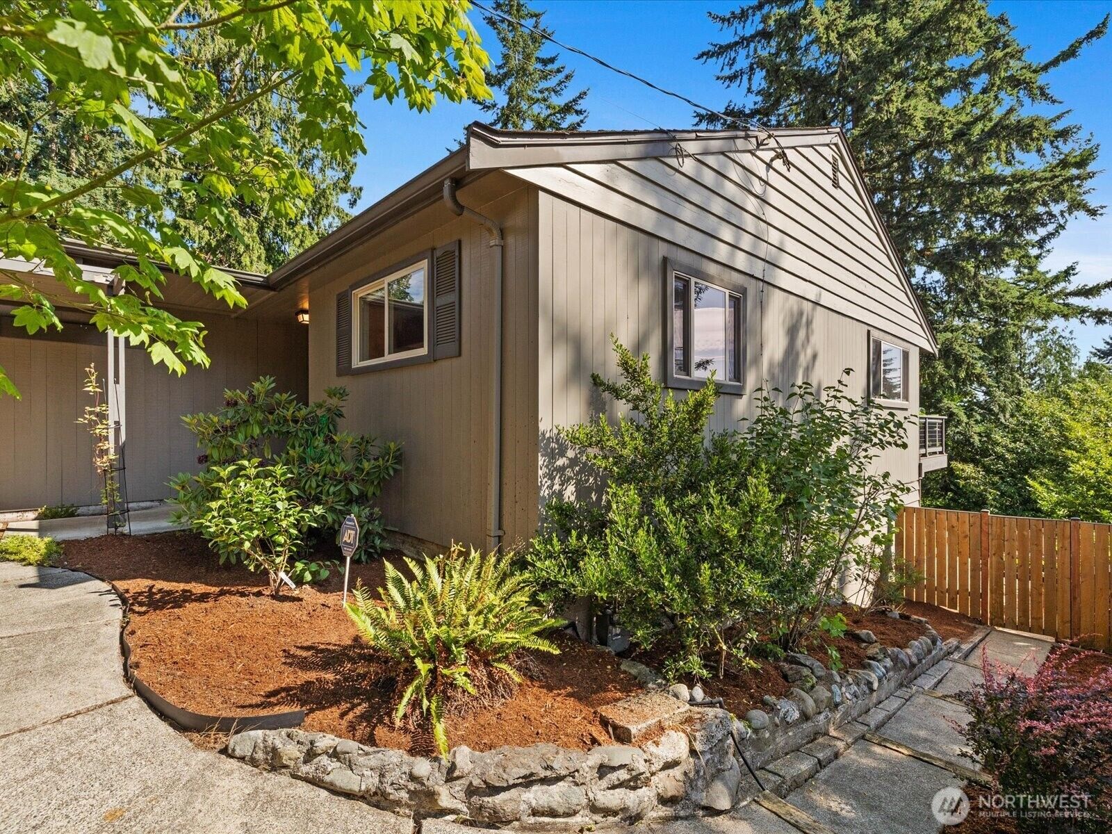 Property Photo:  13514  3rd Avenue NE  WA 98125 