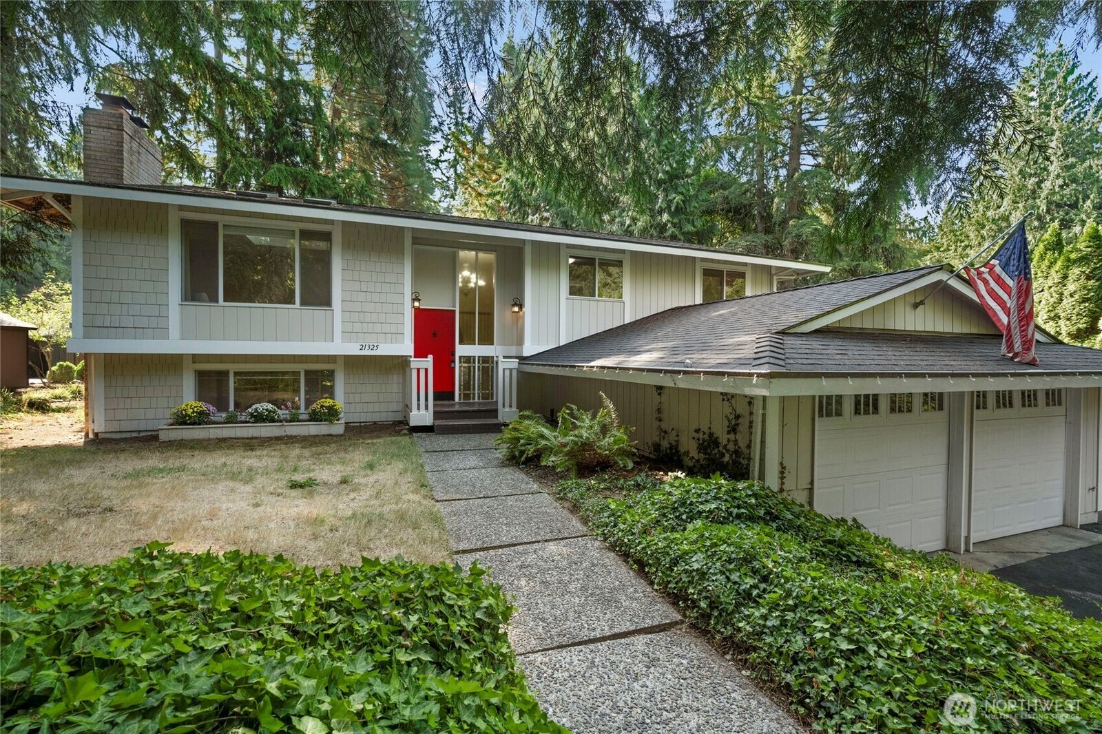 Property Photo: 21325 SE 24th Street WA 98075