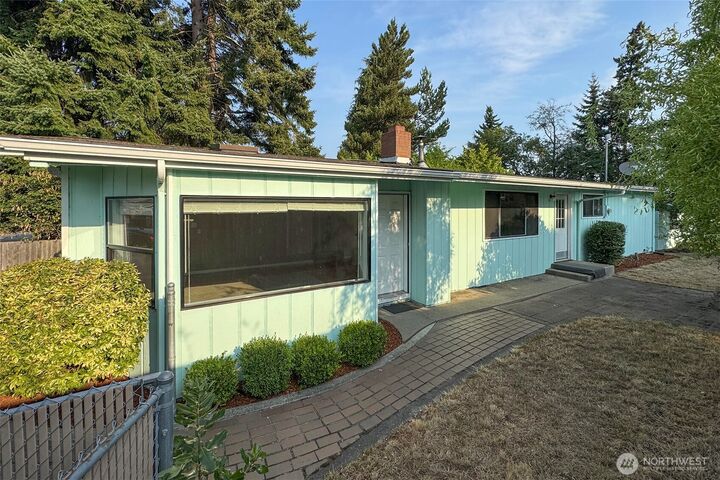 1405 W 10th Street  Port Angeles WA 98363 photo