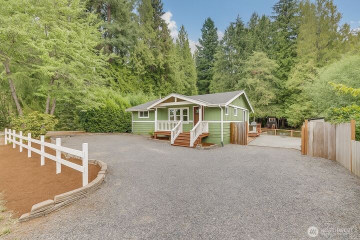 19320  176th Avenue NE  Woodinville WA 98072 photo