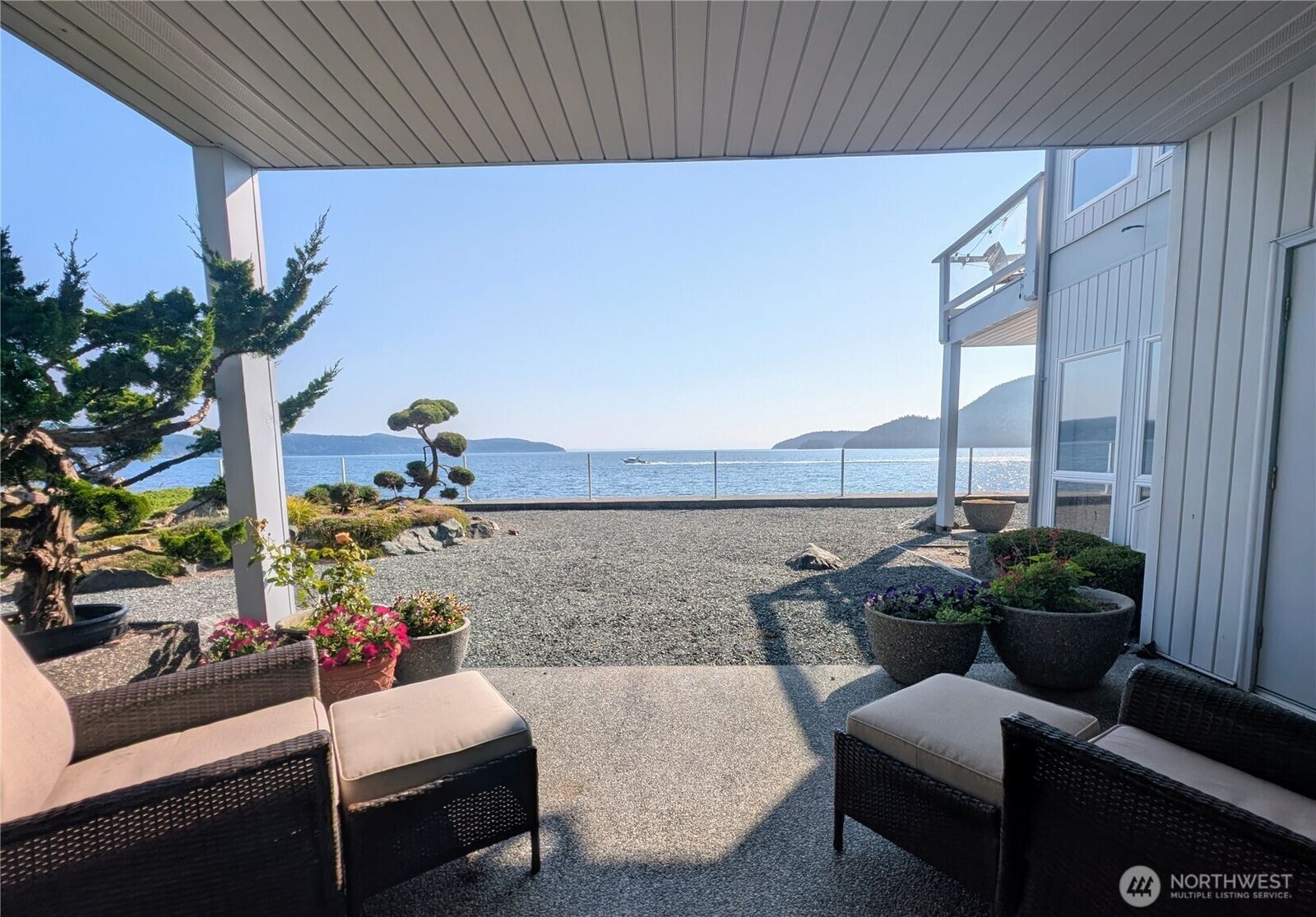 Property Photo:  2411  Skyline Way 103  WA 98221 