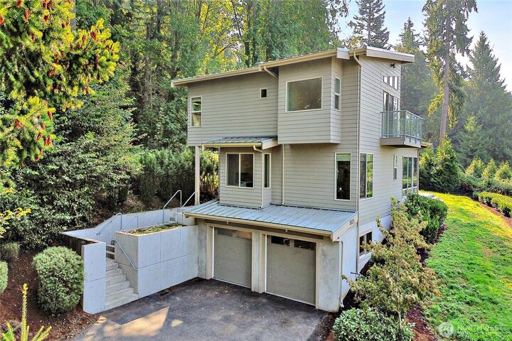 Property Photo:  1615  Samish Way  WA 98229 