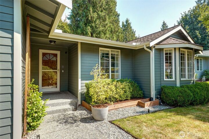 Property Photo: 12213 53rd Avenue SE WA 98208
