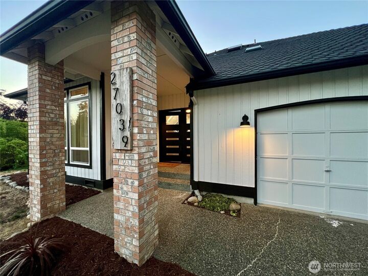Property Photo:  27039  191st Place SE  WA 98042 