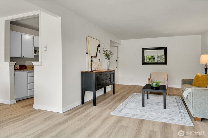 Property Photo: 12701 NE 9th Place D206 WA 98005