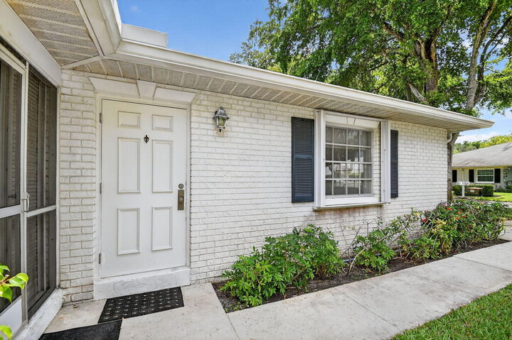Property Photo:  10138 S 45th Terrace  FL 33436 