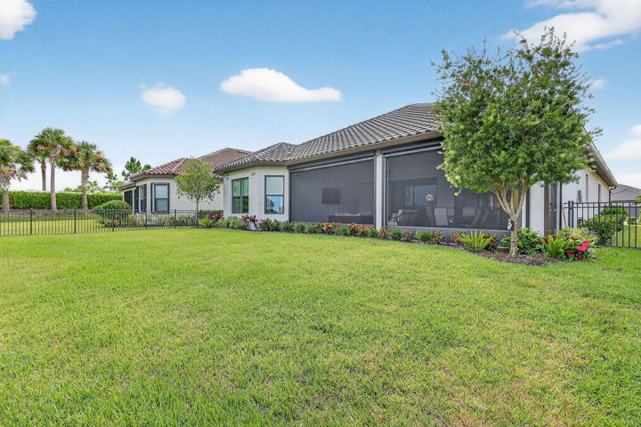 Property Photo: 12904 SW Barelli Court FL 34987
