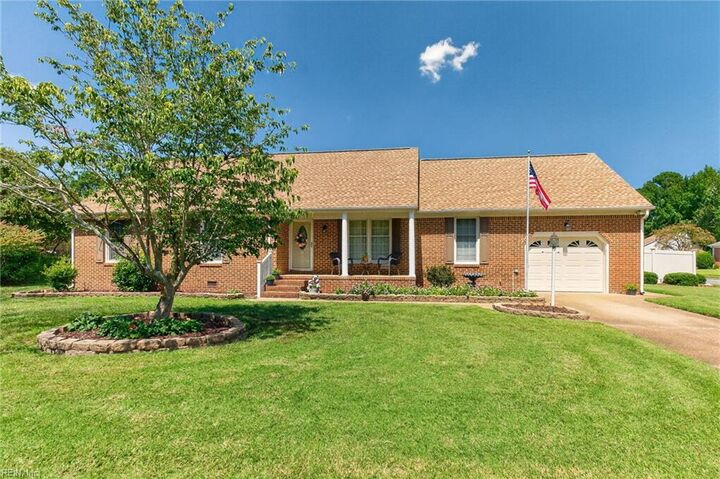 604 Luray Ter  Chesapeake VA 23322 photo