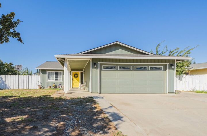 Property Photo: 15 Elmwood Drive CA 93927