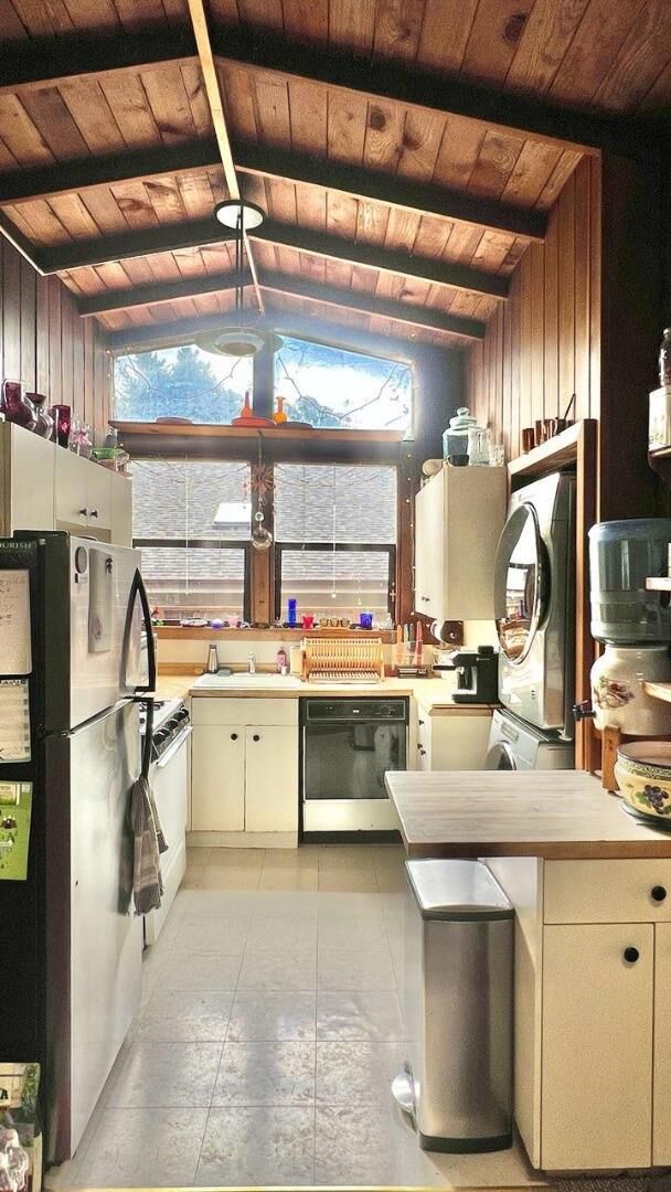 Property Photo: 845 Pine Tree Lane CA 95003