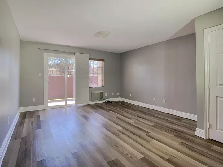Property Photo: 10216 Maya Linda 10 CA 92126