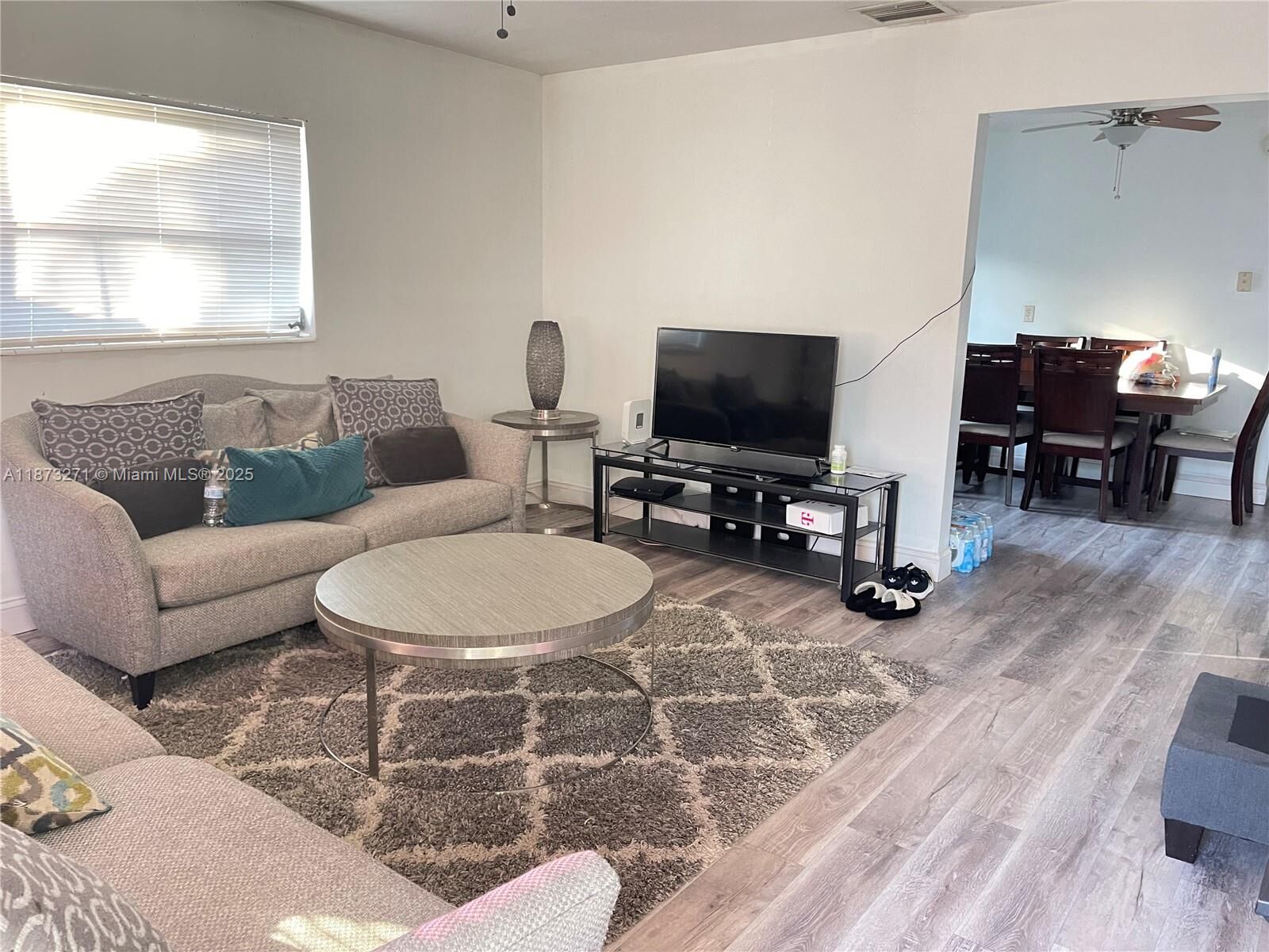 Property Photo: 1091 SW 32nd Ct E-W FL 33315