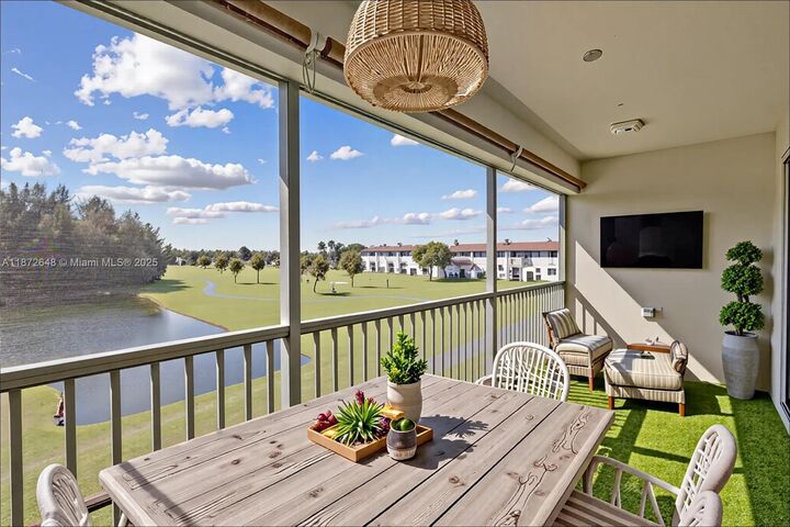 Property Photo:  900 SW 125th Way 412R  FL 33027 