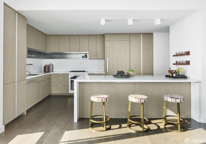 Property Photo:  488 Folsom Street 4601  CA 94105 