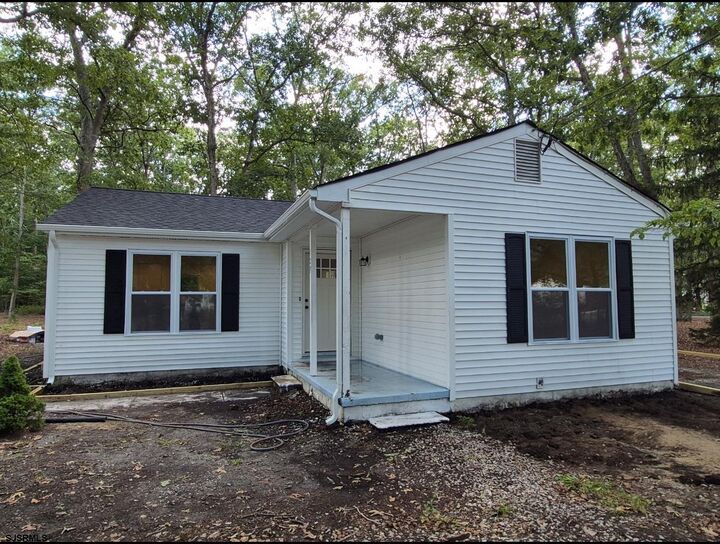 Property Photo: 129 Bayberry Ave Ave NJ 08234